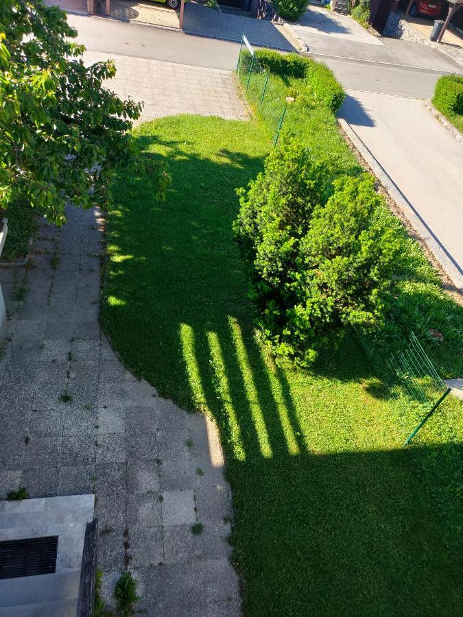 Rooms And Apartment Na Poljani Škofja Loka Εξωτερικό φωτογραφία