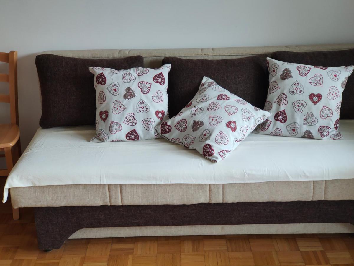 Rooms And Apartment Na Poljani Škofja Loka Εξωτερικό φωτογραφία